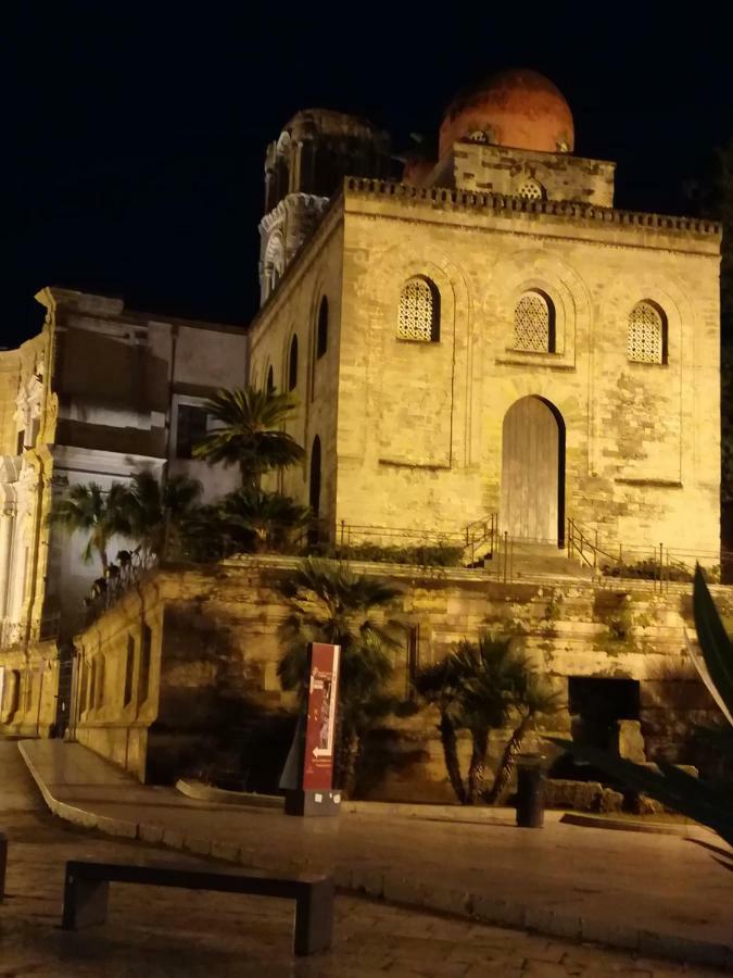 Cattedrale-Bonello73 Apartman Palermo Kültér fotó